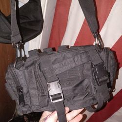 TACTICAL MULTI POCKET SLING BAG *LIKE NEW*