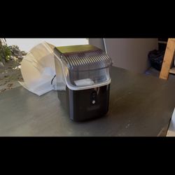 Black Ice Maker 