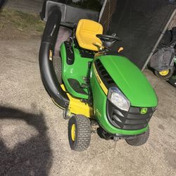 John Deere Riding Mower