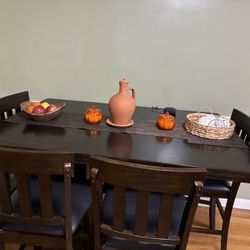 Dining Room Table 