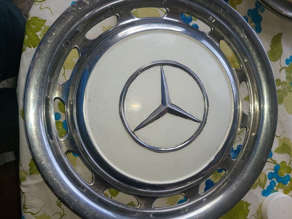 1980s Mercedez Benz Hubcaps Vintage