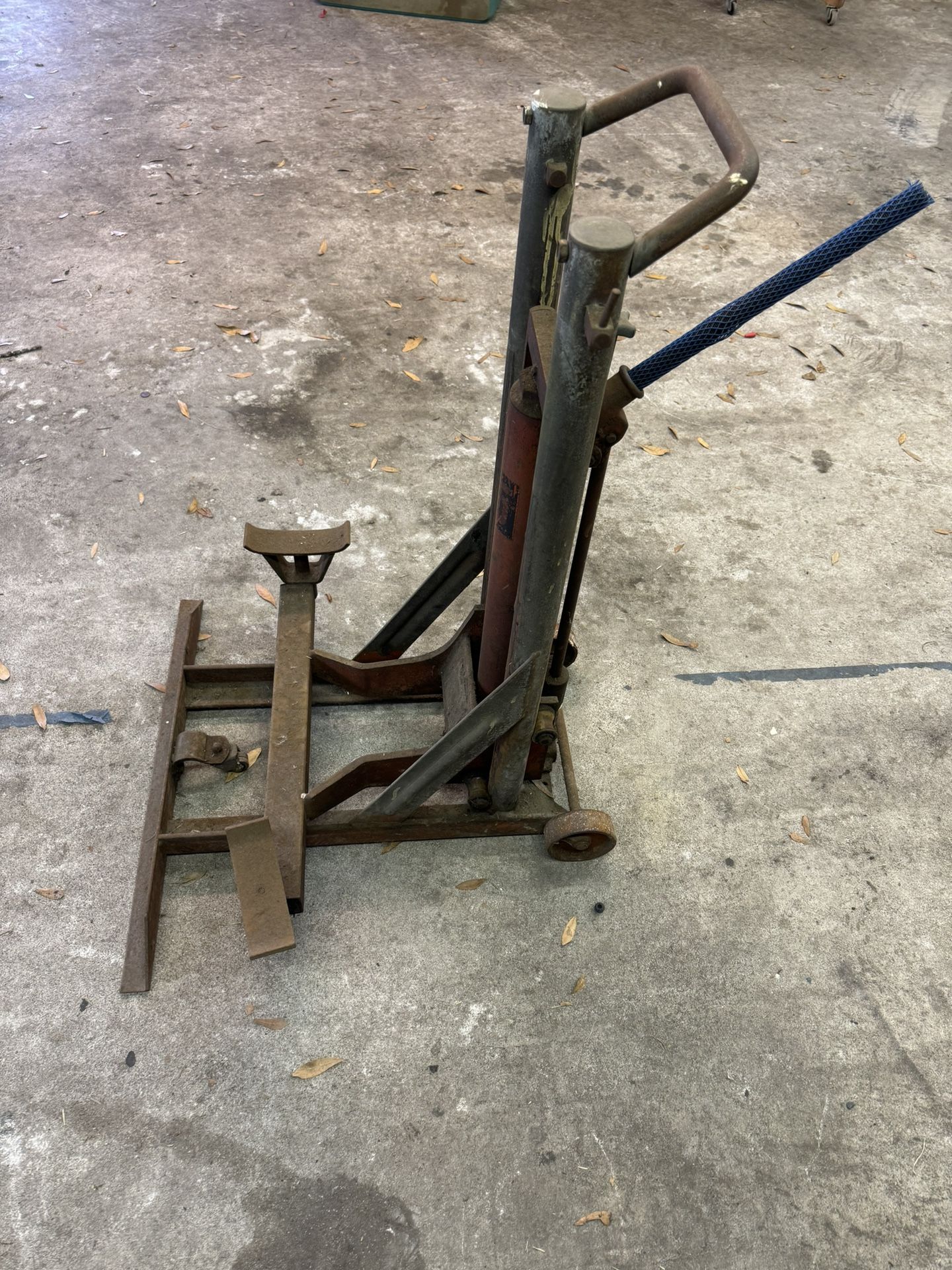 Vintage Hein Werner Hydraulic Floor Jack