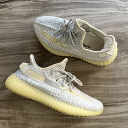 Adidas Yeezy 350 V2 Static Size 6 Men’s/ 7.5 Women’s
