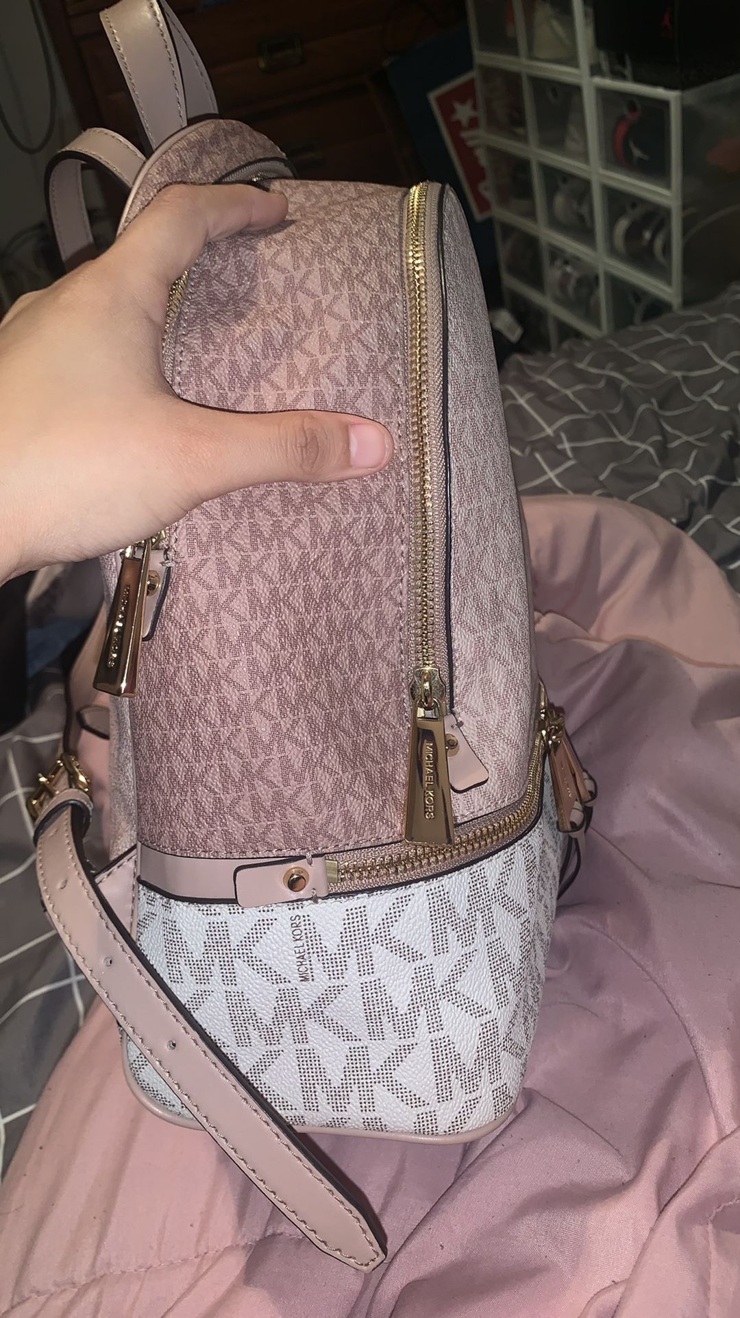 Michael Kors Backpack for Sale in San Juan, TX - OfferUp