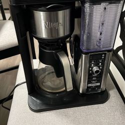 Ninja Coffee Maker With Frappe Mixer 