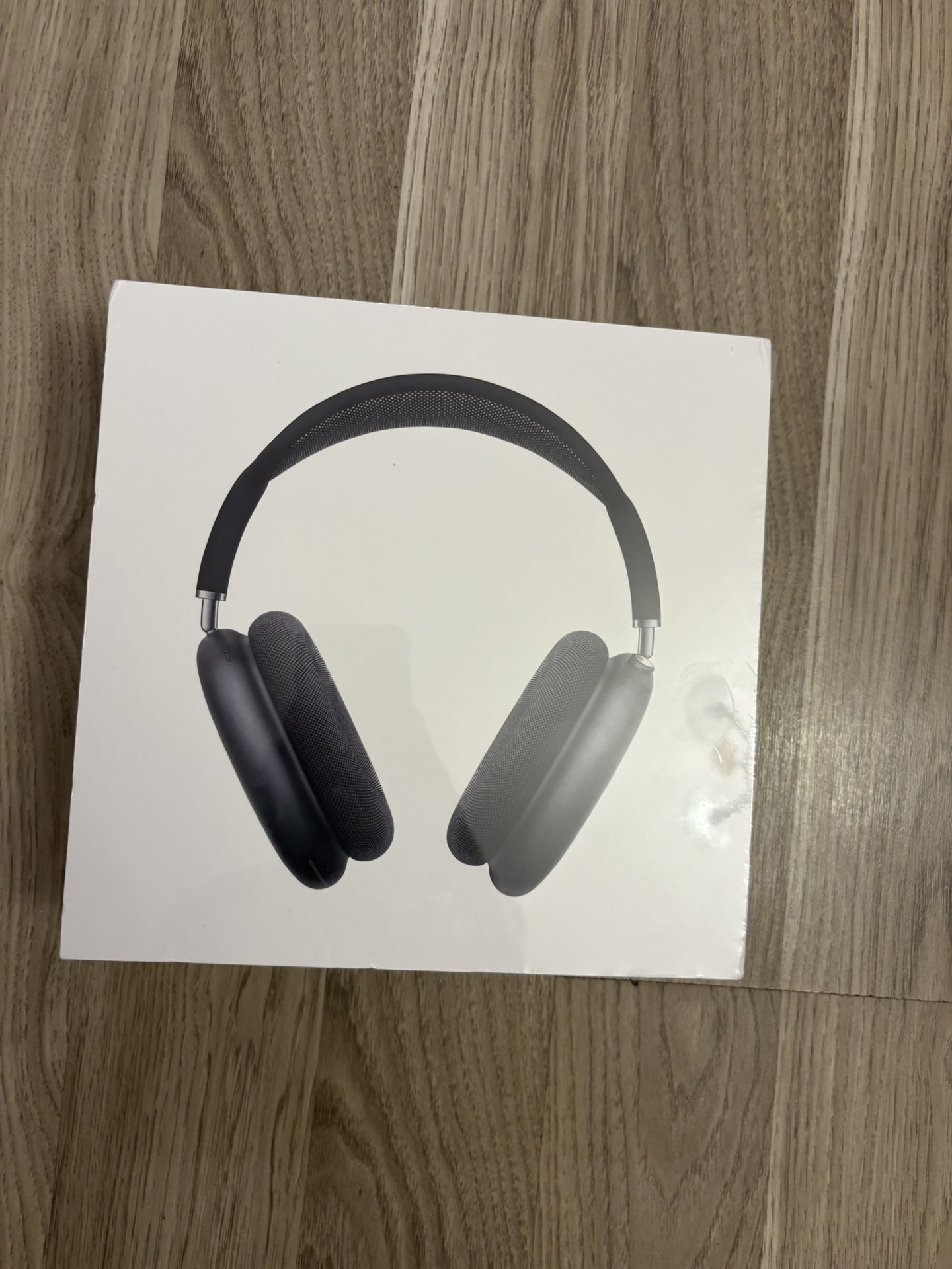 AIRPOD PRO MAXES BRAND NEW