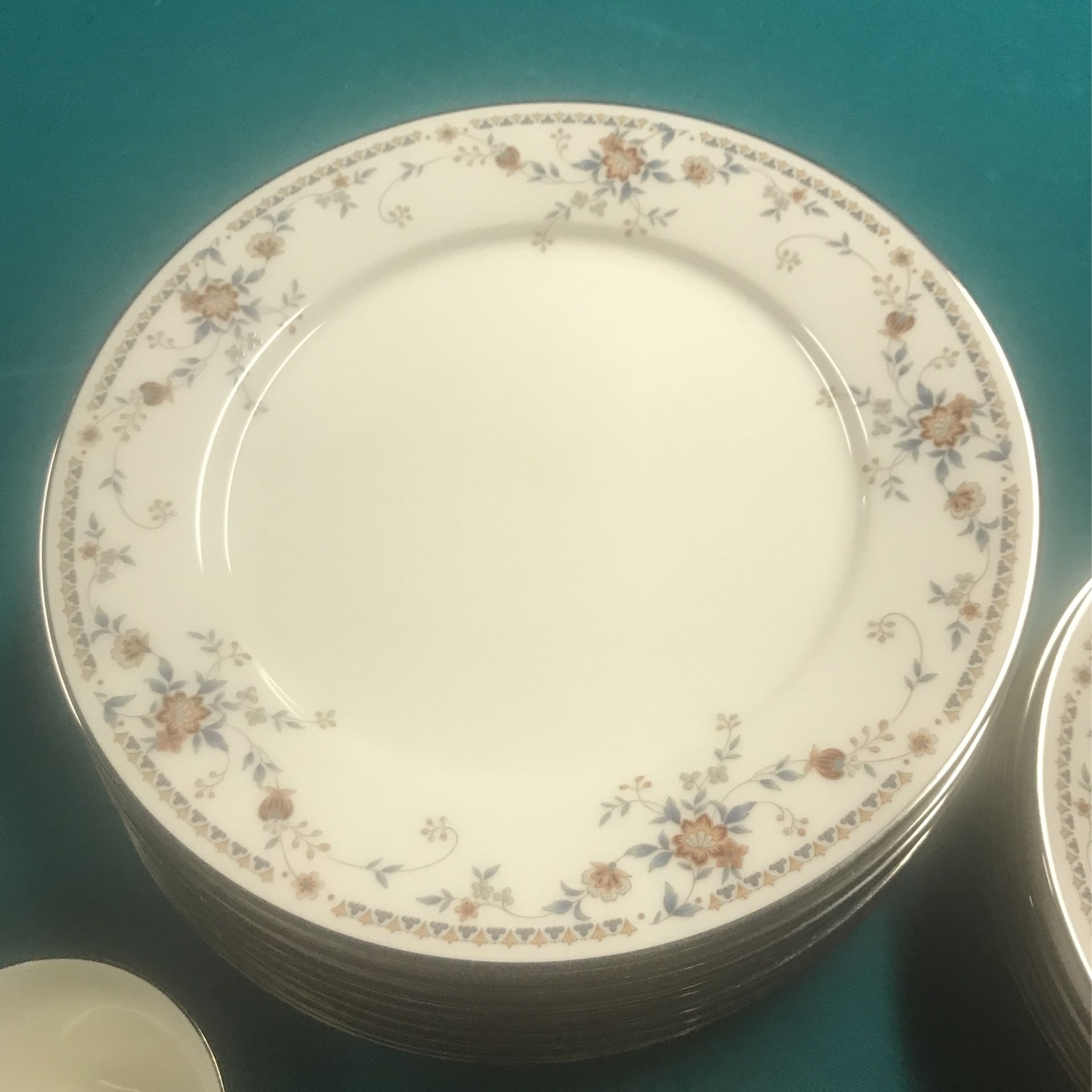 Noritake Adagio 7237 Ivory China