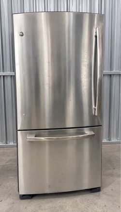 GE Stainless Steel Bottom Freezer Refrigerator