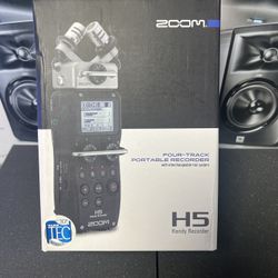 ZOOM H5 Four Track Recorder