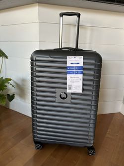 DELSEY Paris Cruise 3.0 Hardside Expandable Spinner, Graphite, Checked 28 Chandler Blvd & Dobson.