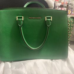 Michael Kors Selma Handbag 