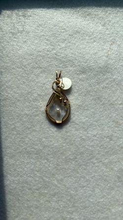 Mother Of Pearl With Natural Sea Pearl Pendant
