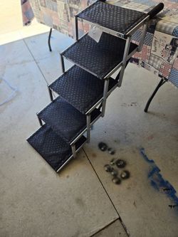 Folding pet steps!