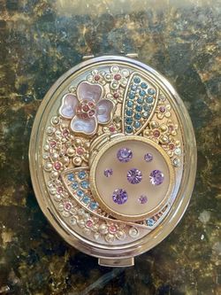 Compact Cosmetic Mirror Handheld Travel Pocket Makeup Mirror