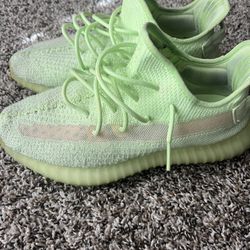 Yeezy 350 Glow