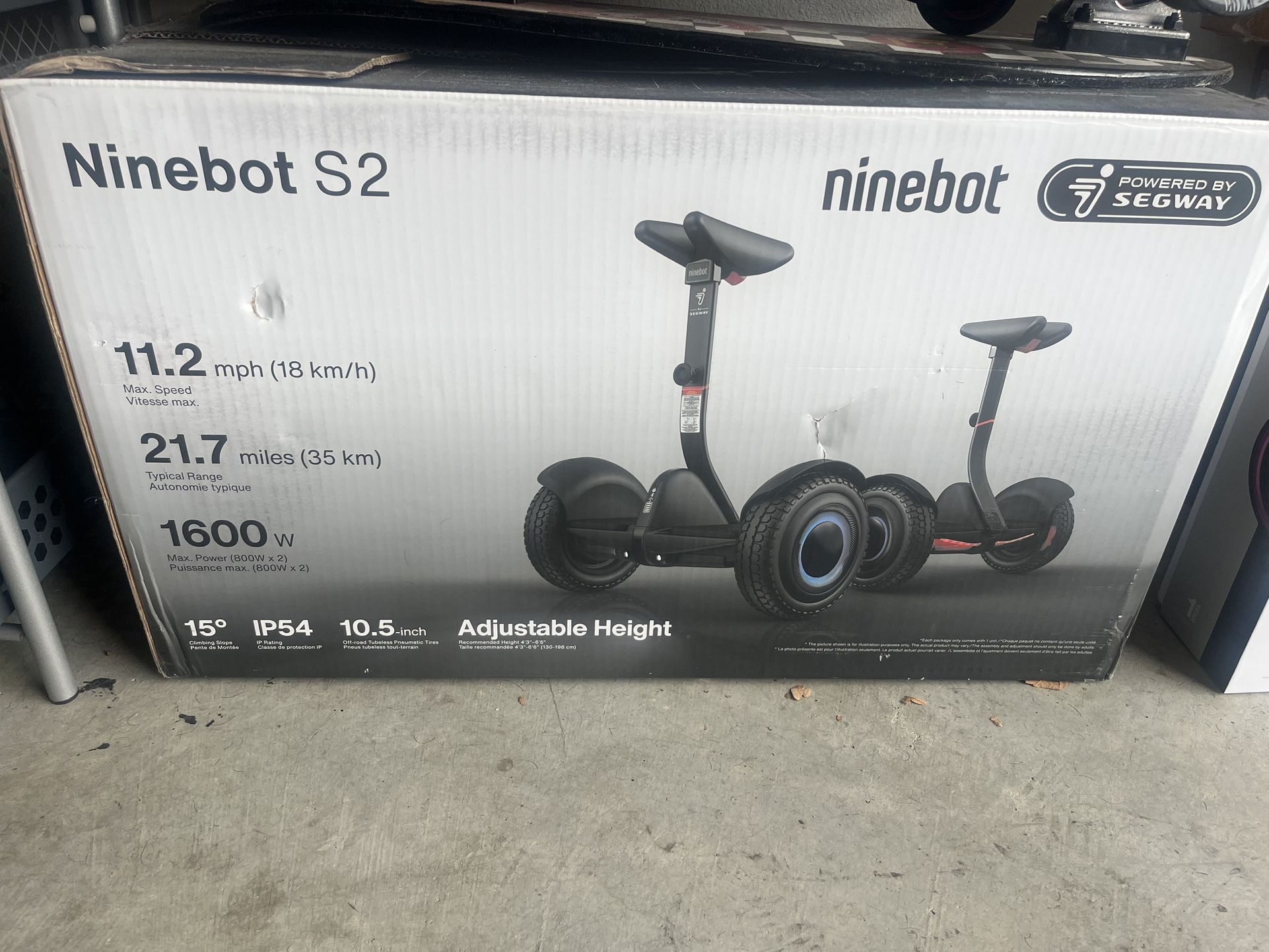 2 Ninebot Segways