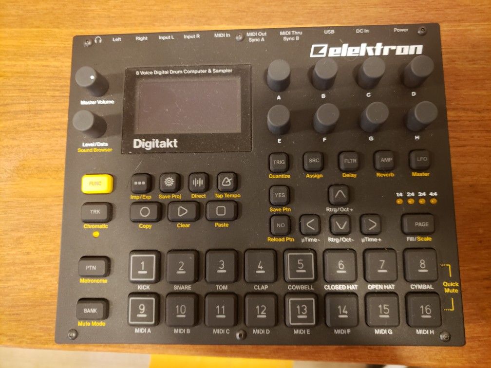 Elektron Digitakt Drum Machine