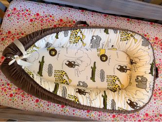 Baby lounger