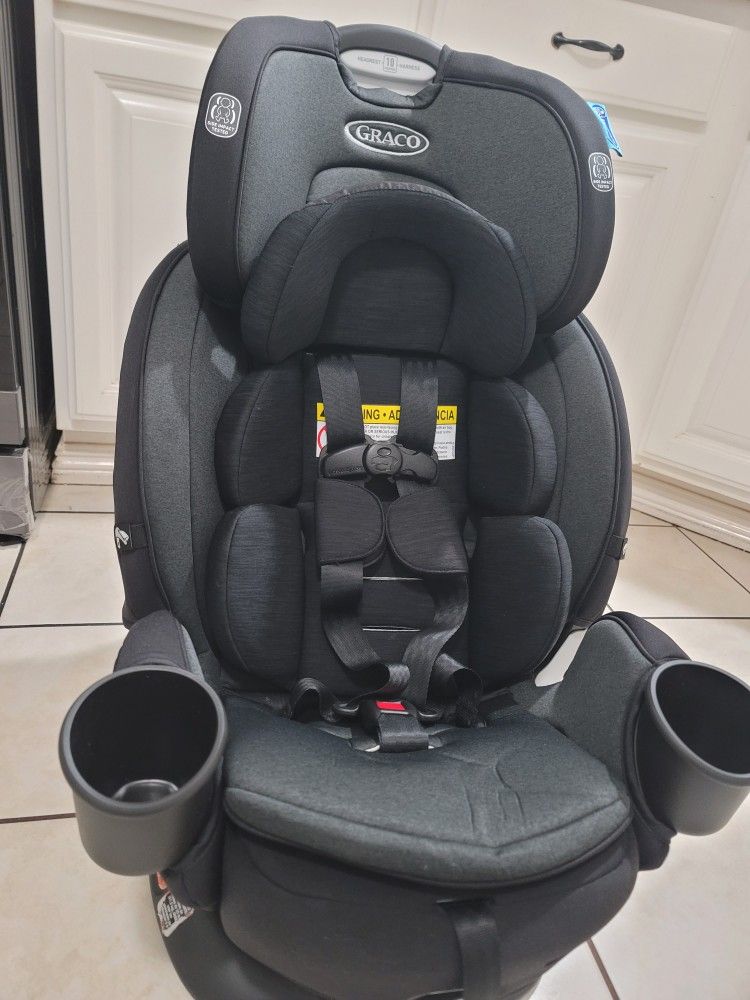 GRACO TURN 2 ME 3 - IN - 1 CAR SEAT