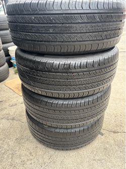 vendo set de llantas 215/55R17 continental buenas condiciones