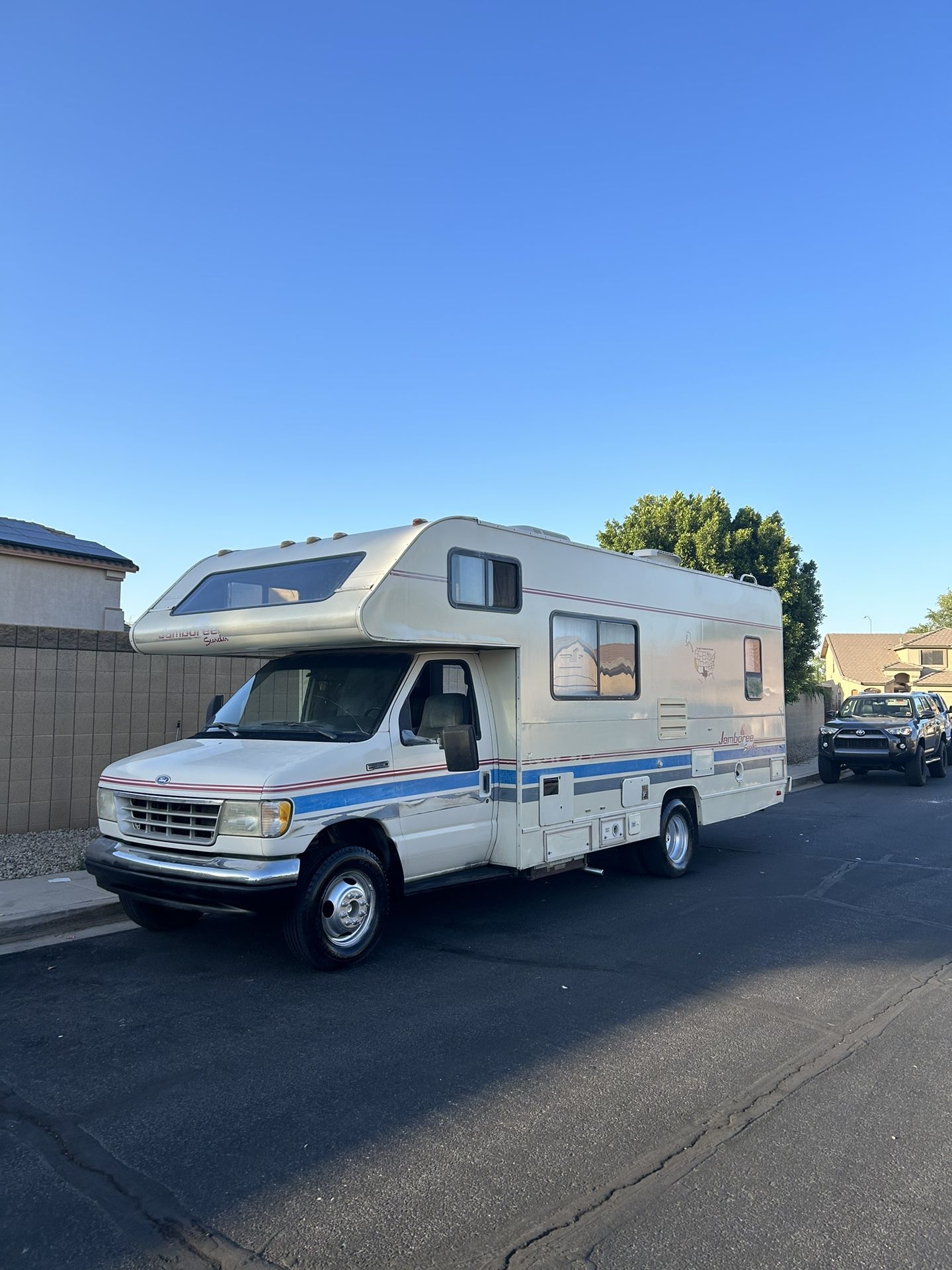 Rv jamboree 24 Foot for Sale in Mesa, AZ - OfferUp