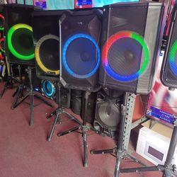Excellent Gift For Father's Day.  $49 And Up. Loud Kareoke Bluetooth Party Speakers.  Free 🎤 