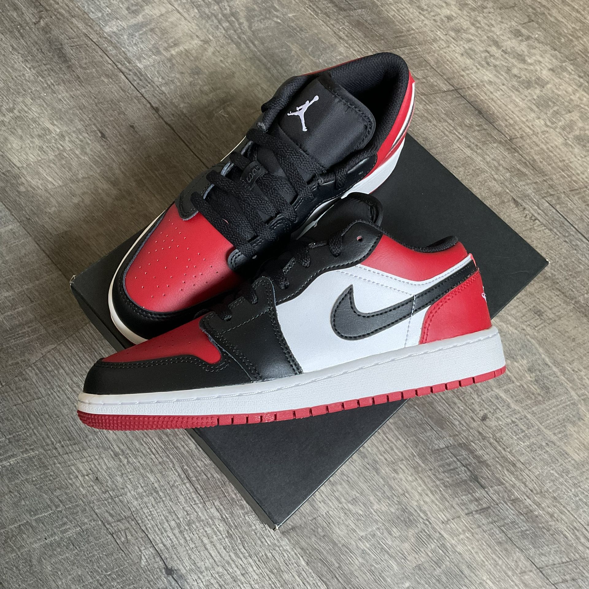 Bred Toe” Air Jordan Low Size 4Y, 5Y, 12