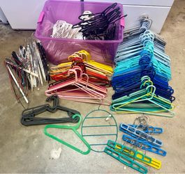 275+ Plastic Clothing Hangers Wire & Pants Hangers 10 for $1