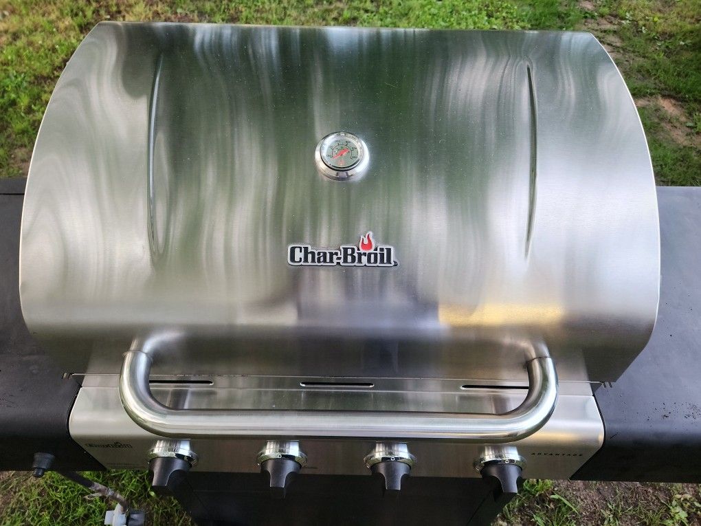 Char-Broil Grill and Masterbuilt Smoker Combo for $115!