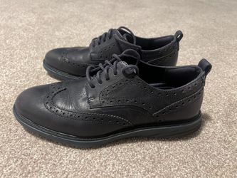 Cole Haan Men’s Grand Evolution Wingtip Oxford – Size 7.5 – Navy Blue Leather – Like New