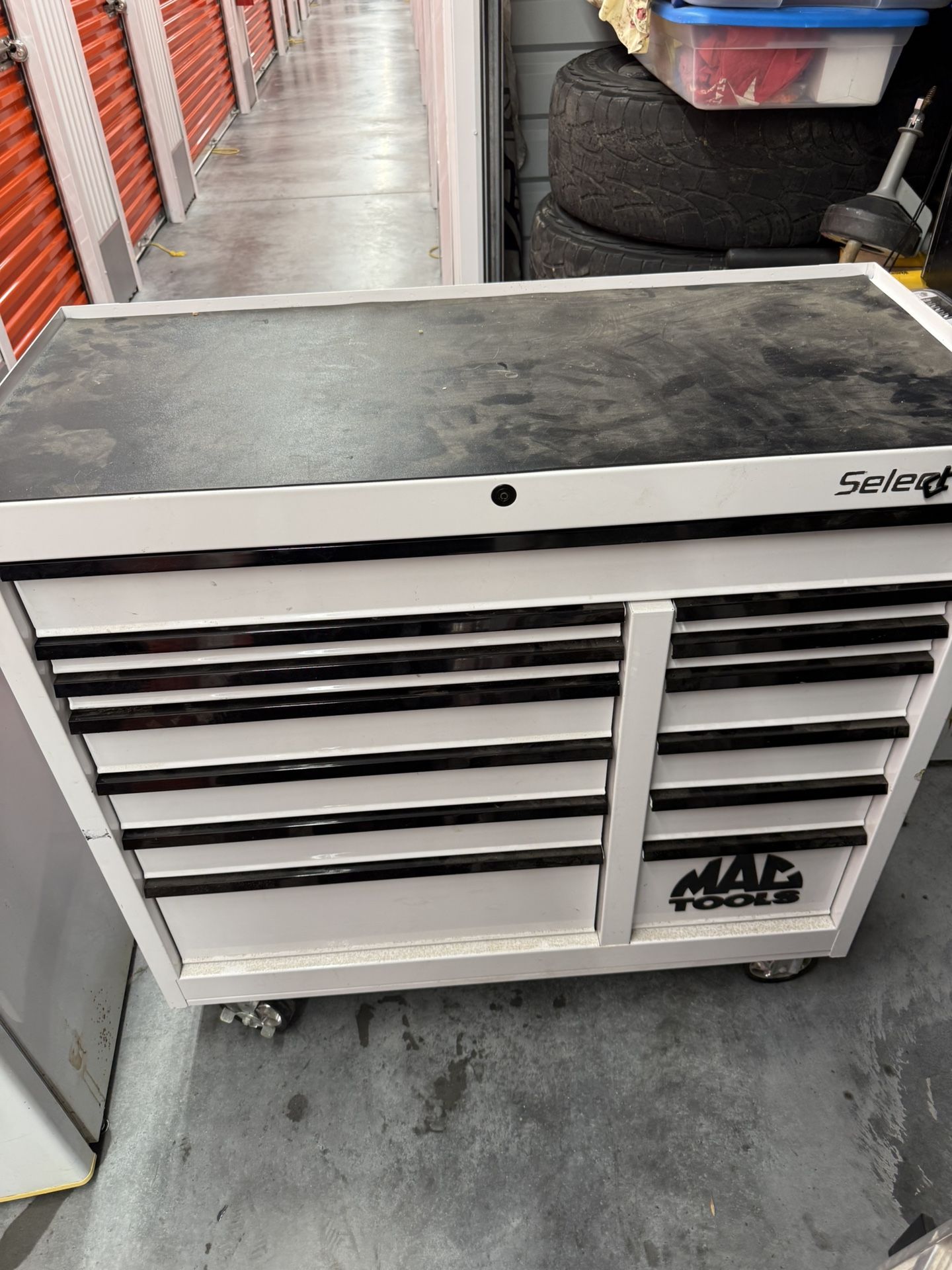 Mac Tools 13  Drawer Series Select Tool Box