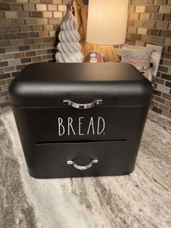 Bread Rae Dunn 