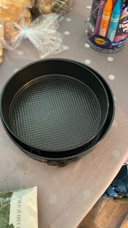 Snap pan