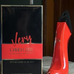 Very Good Girl Carolina Herrera 