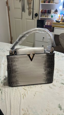 Croc-Embossed Structured Handbag with Gold V Hardware