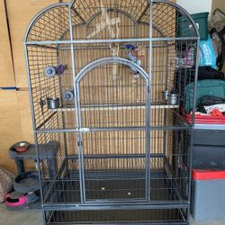 Prevue Silverado Parrot cage