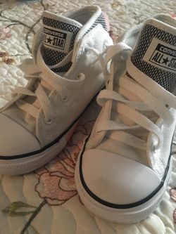 Converse shoes use very good condition size 8 k