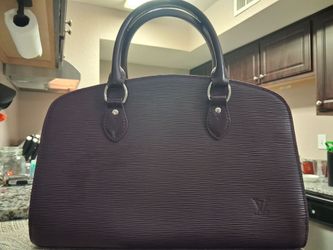 Louis Vuitton Epi Leather Alma Handbag
