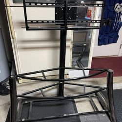 Entertainment Center, Flat Screen Mount