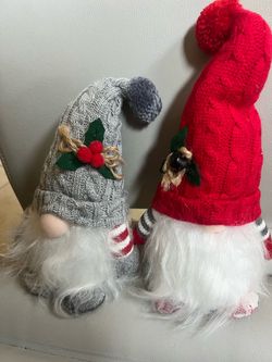 2 Christmas Gnomes