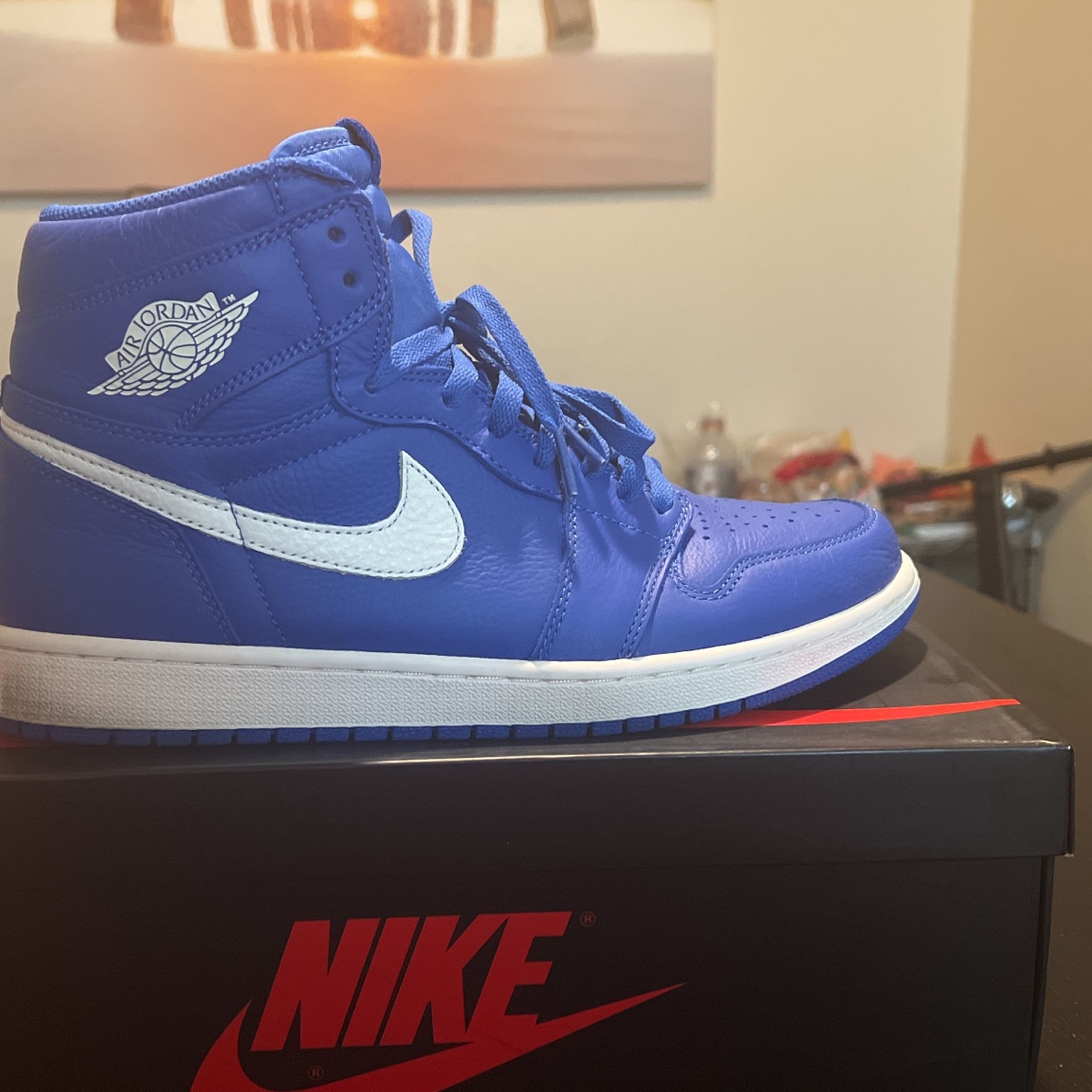 Jordan 1 Hyper Royal Size 11 for Sale in Fullerton, CA OfferUp