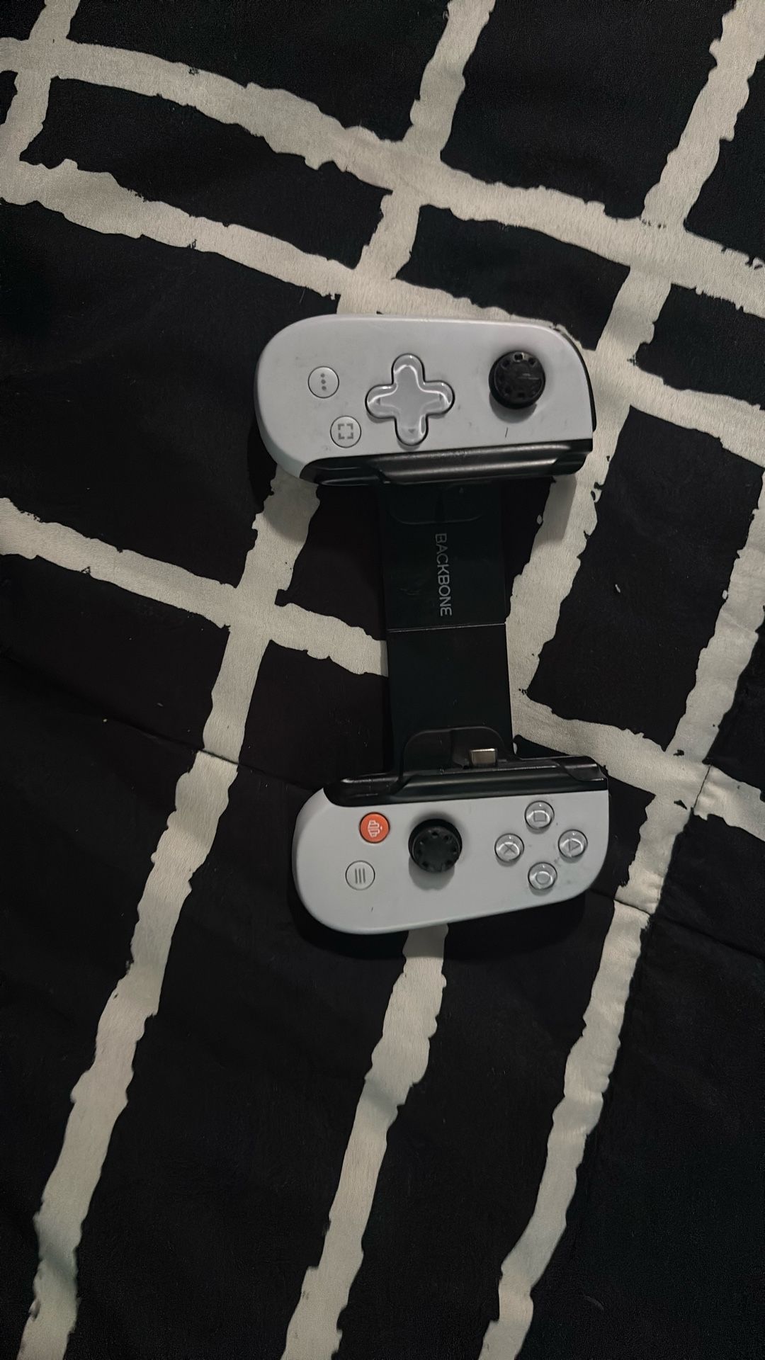 Backbone Controller Handheld