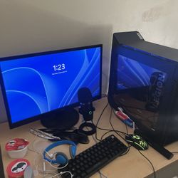 Gaming PC (Parts In Description)