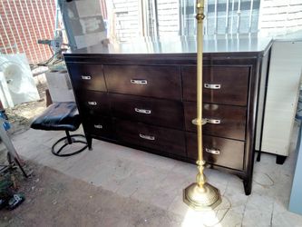 Ashley Elegant Dresser Bedroom Package