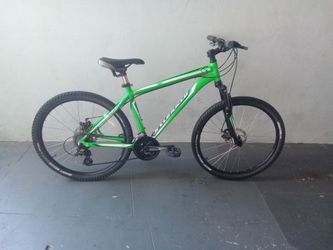 BICYCLE SPECIALIZED 21 SPEED SIZE 26 BRAND NEW
