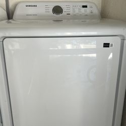 Samsung Electric Dryer - 6 Months Old! Must Pick Up By Friday At Noon 