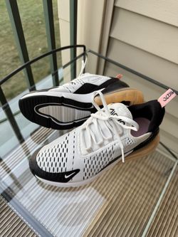 Nike Air Max 270 Women’s Shoes (Size 7.5 / 38.5)