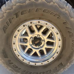 Kmc Mesa Wheels 17in 5x5