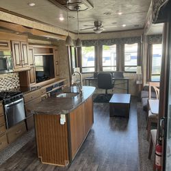 2016 Forest River Cedar creek cottage 40cck