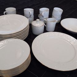 Faberware China Set For 8